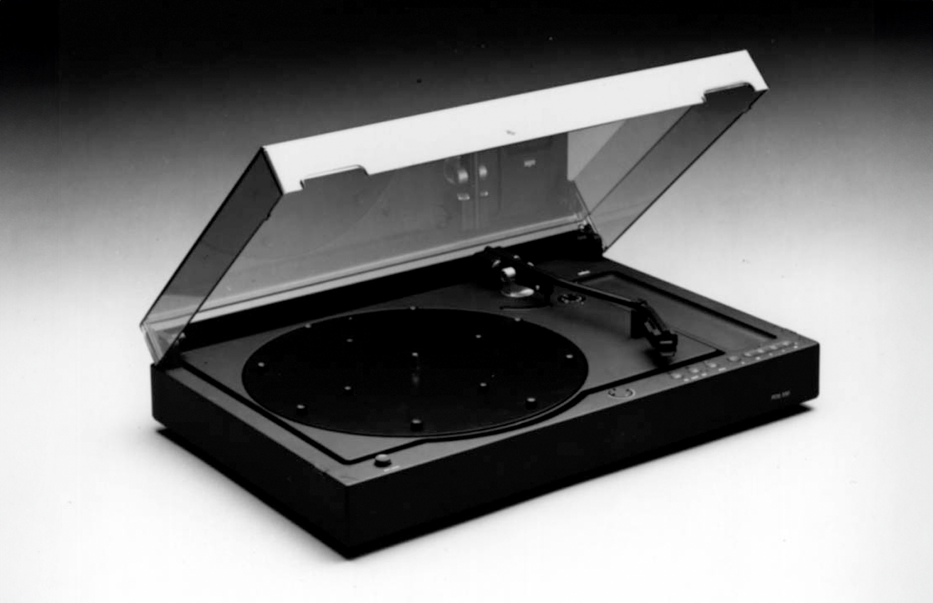 Braun PDS 550 Plattenspieler, 1977, designed by Dieter Rams / Robert Oberheim