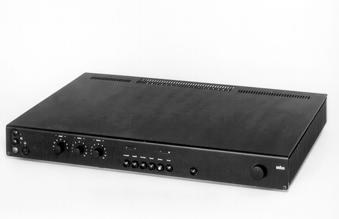 Braun A 301 Verstärker, 1978, designed by Dieter Rams / Peter Hartwein