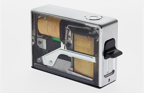 Braun T 2 / TFG 2 cylindric Tischfeuerzeug, transparent, 1968, designed by Dieter Rams